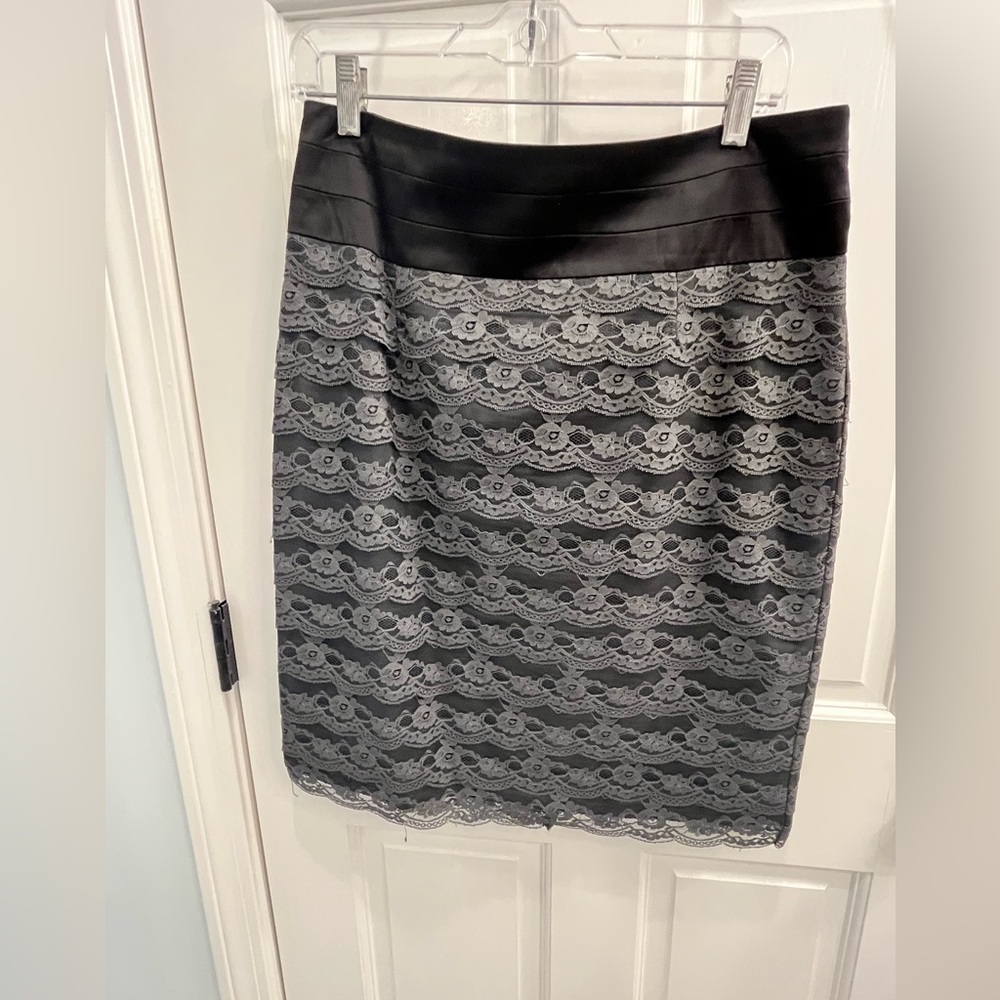 H&M Black and Gray Lace Pencil Skirt size 12